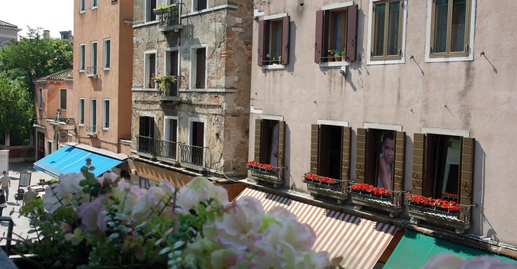 Casa Delle Ortensie Venedig Exteriör bild